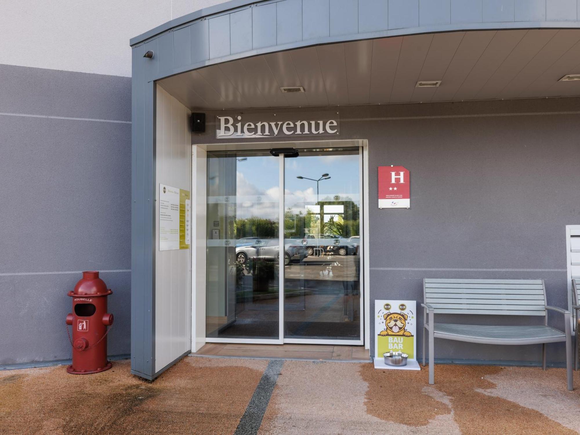 B&B Hotel Clermont-Ferrand Nord Riom Eksteriør bilde